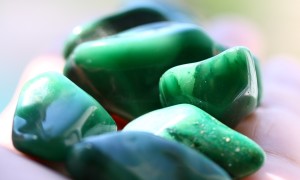 Нефрит, магические и лечебные свойства камня