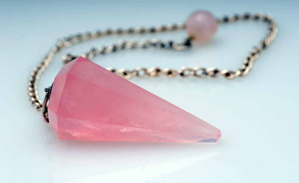 Розовый кварц — символ любви и молодости. Розовый кварц — свойства камня воздушной стихии