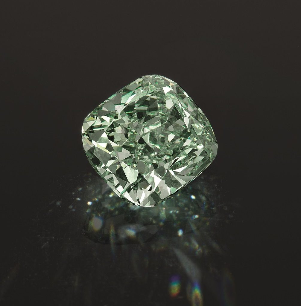 Зелёный алмаз